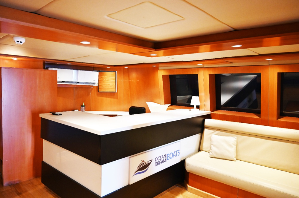 Yacht Image