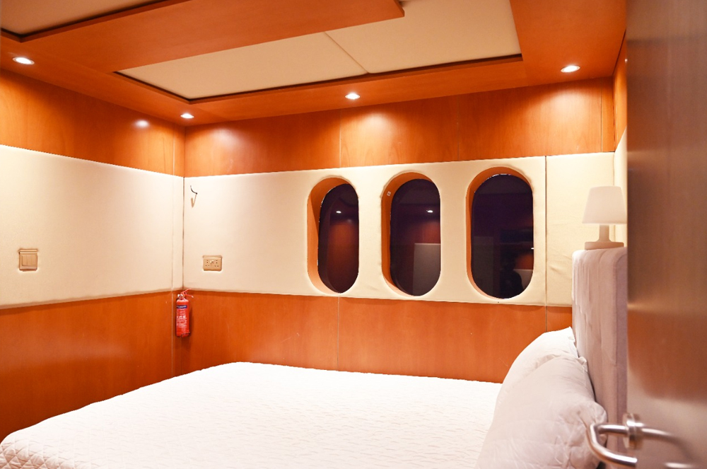 Yacht Image